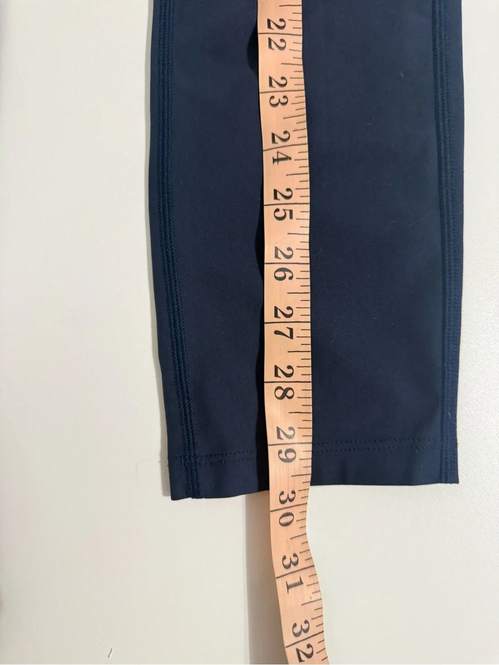 On Running stretchy leggings